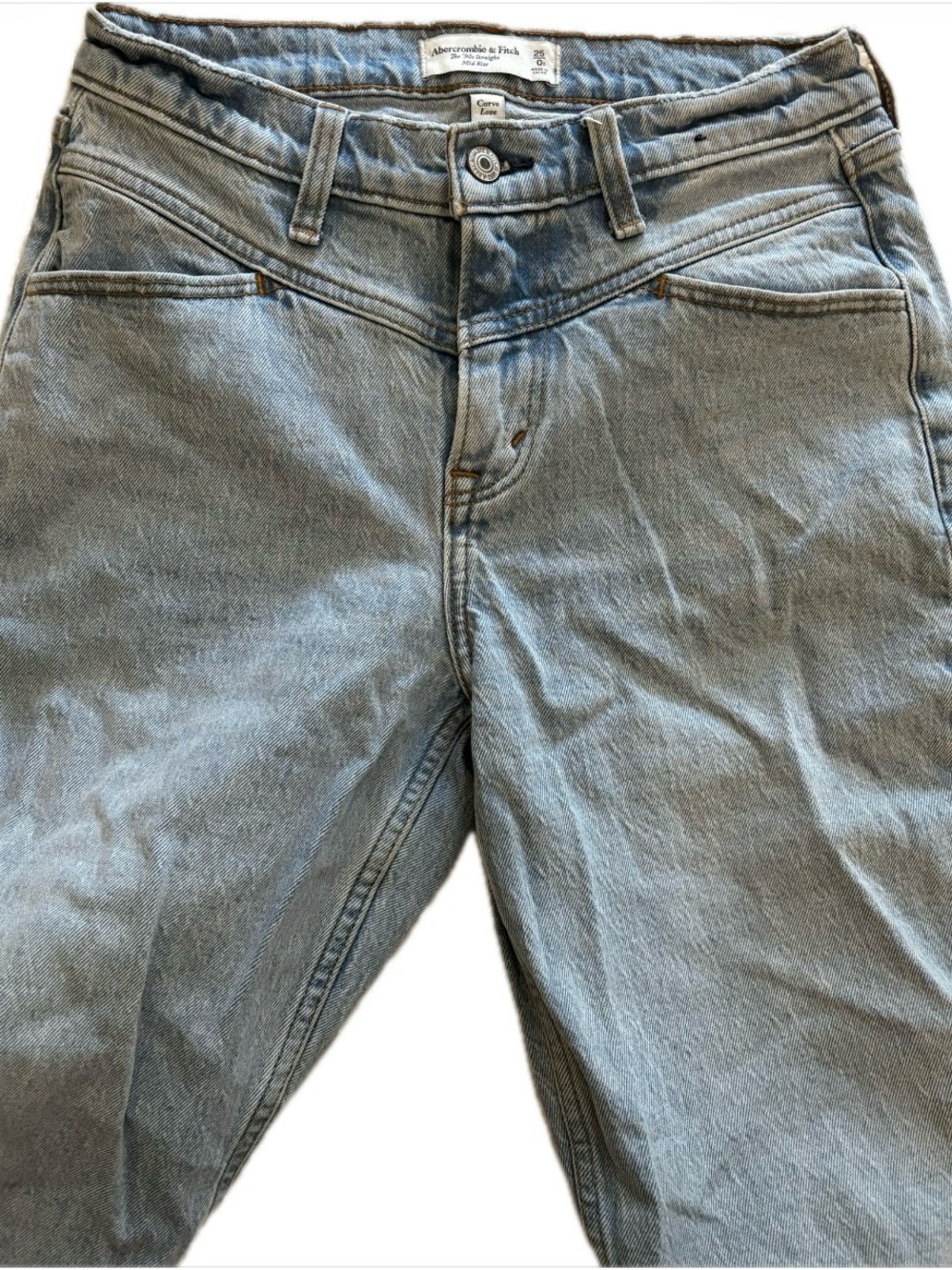 Abercrombie Curve Love 90s Straight Mid Rise Jeans (Short length, size 25)
